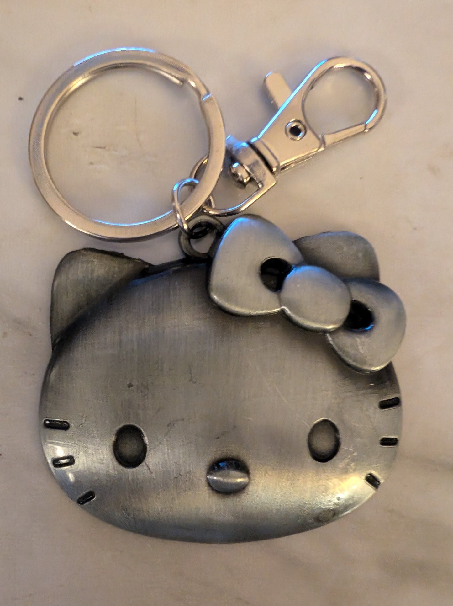 Kitty Metal Key Chain